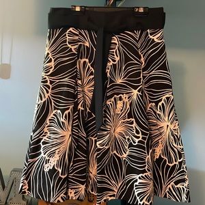 ❤️ 5/$15 Cute cotton skirt!